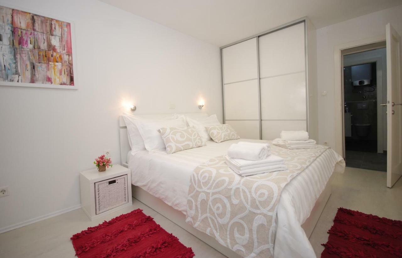 Apartment Tonka Spalato Esterno foto