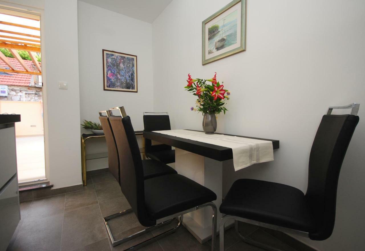 Apartment Tonka Spalato Esterno foto